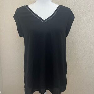 DR2 Black V-Neck Blouse